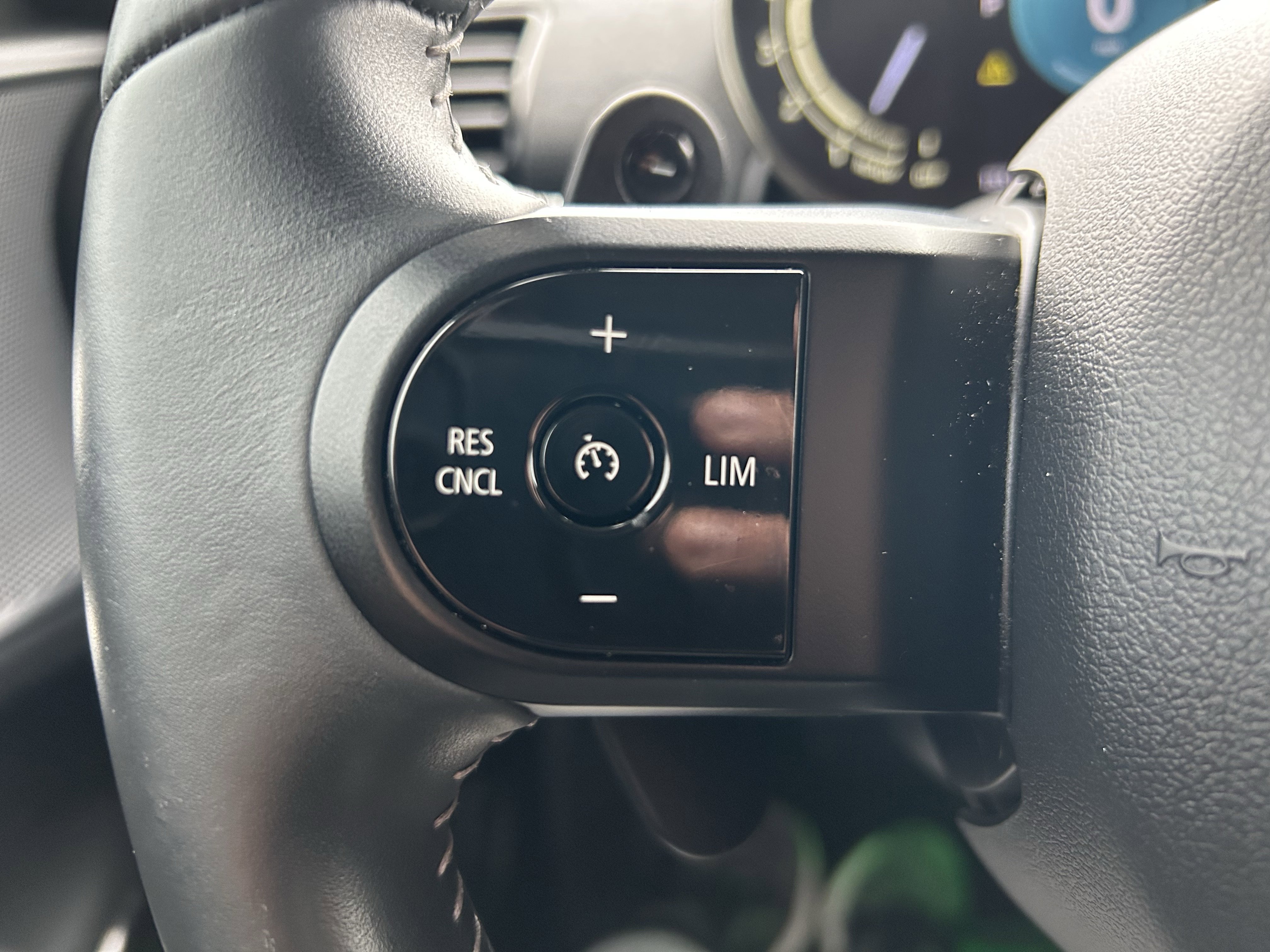 Used 2023 MINI Cooper Clubman S image 13