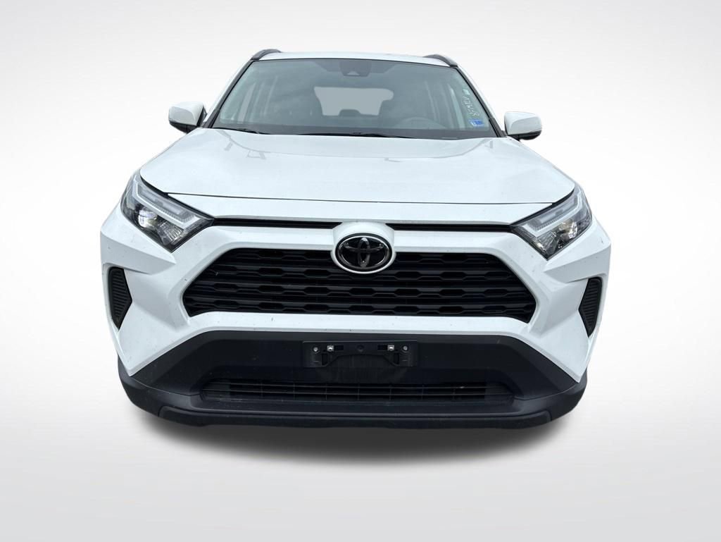 Used 2024 Toyota RAV4 XLE AWD/4WD image 10