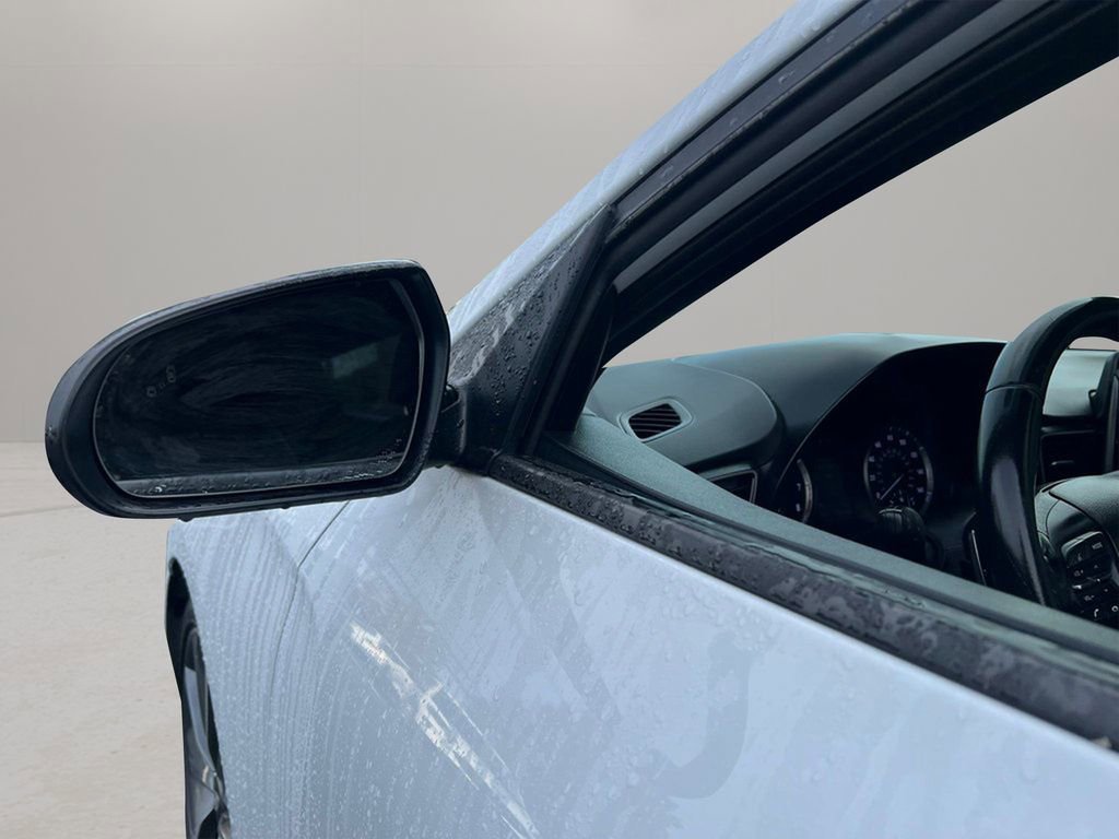 Used 2019 Hyundai Veloster 2.0 Premium image 31