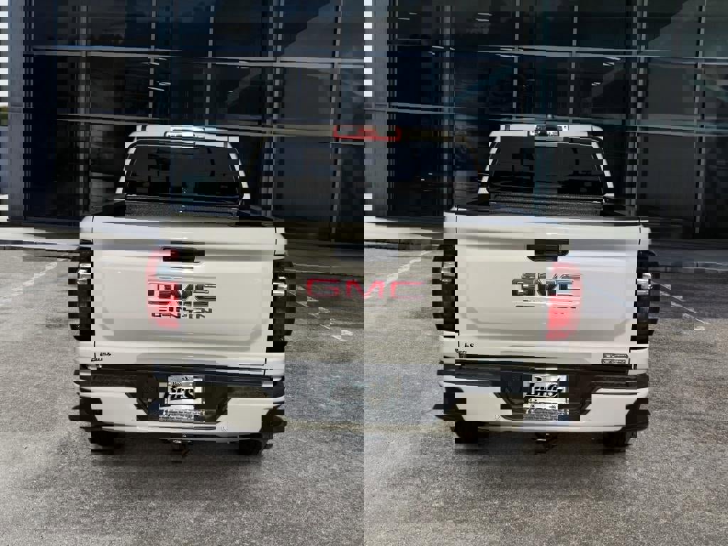 New 2026 GMC Canyon Elevation w/ Convenience Package image 6