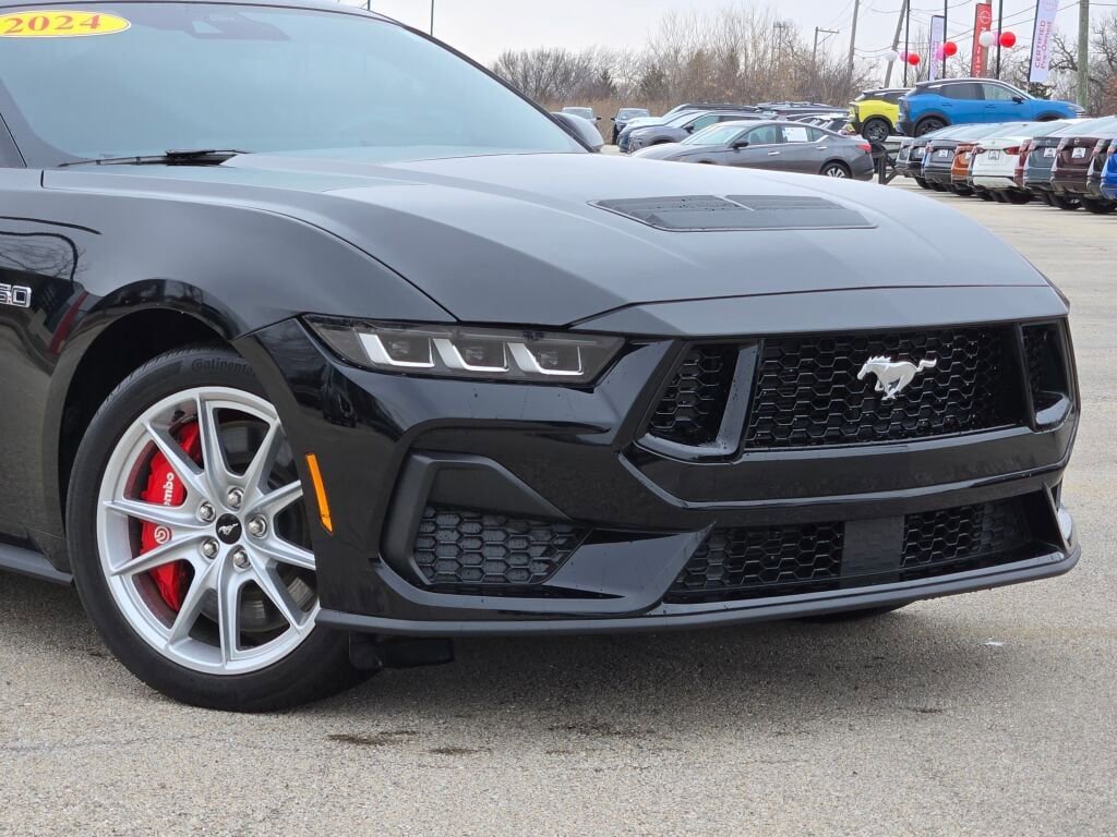 Used 2024 Ford Mustang GT Premium image 2