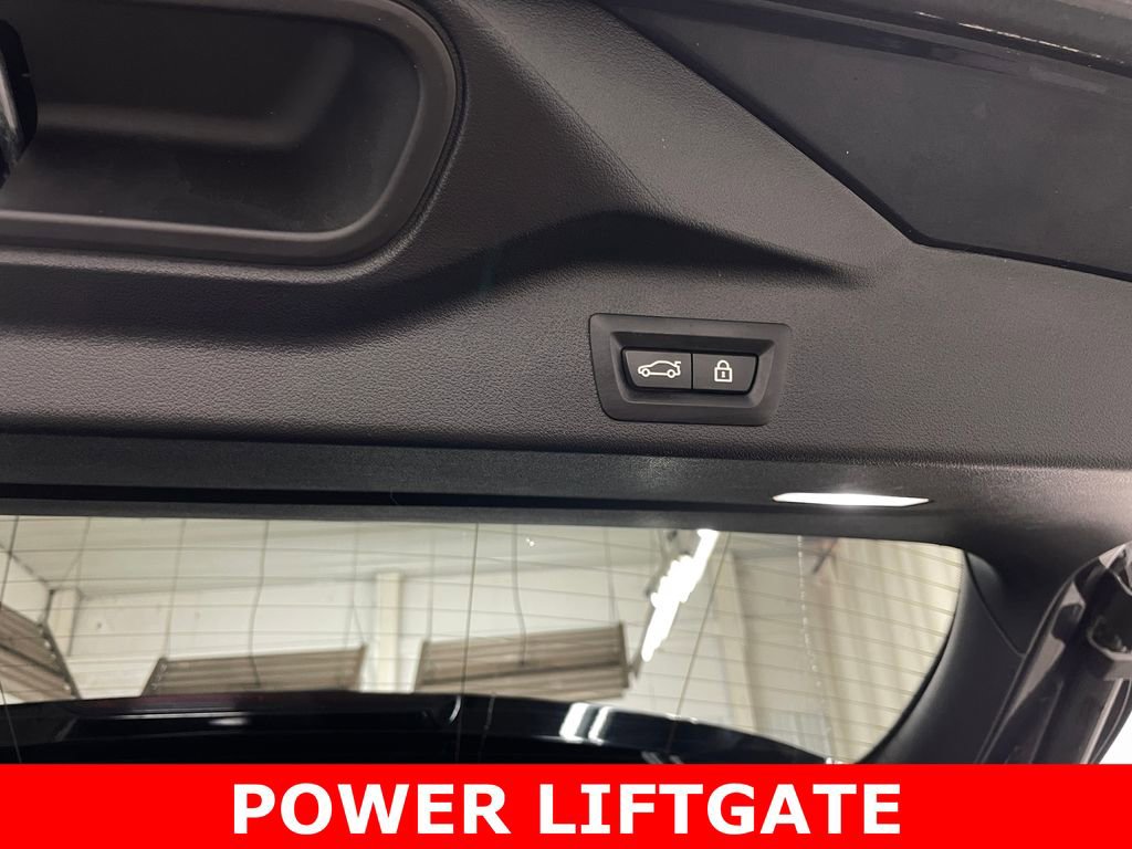 Used 2022 BMW X5 xDrive40i w/ M Sport Package image 45