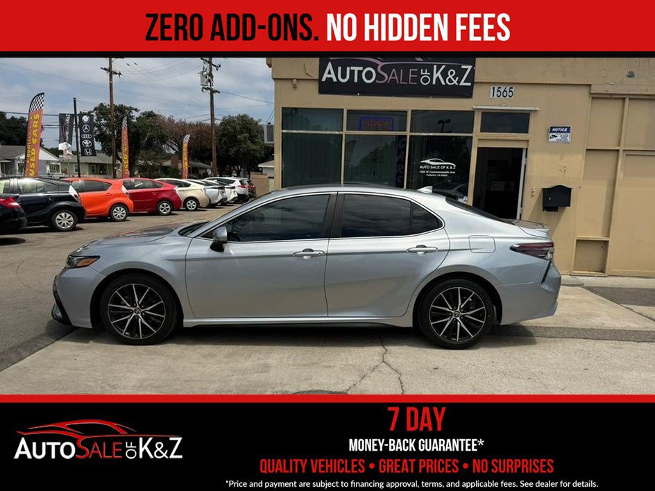 Used 2021 Toyota Camry SE FWD image 10