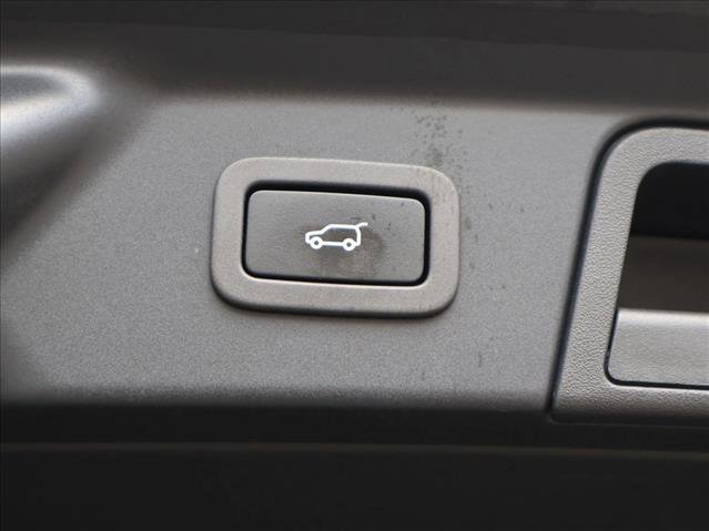 Used 2020 Land Rover Range Rover Velar R-Dynamic HSE AWD/4WD image 7