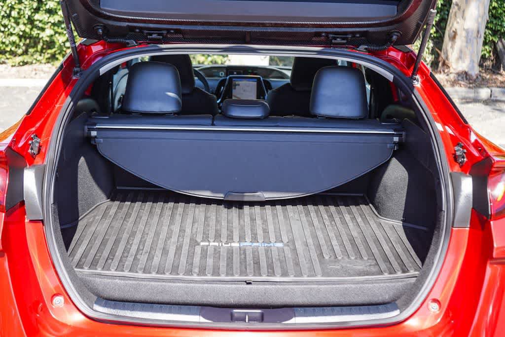 Used 2020 Toyota Prius Prime XLE FWD image 24