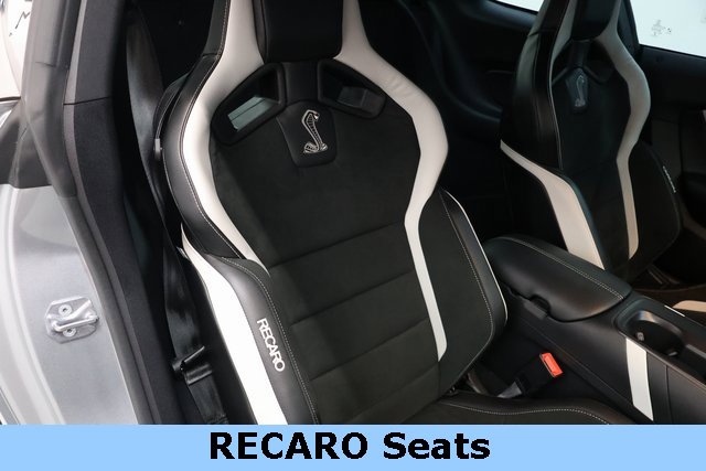 Used 2022 Ford Mustang Shelby GT500 w/ Carbon Fiber Track Pack image 19