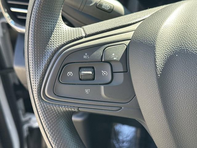 Used 2025 Buick Envista Preferred w/ Convenience II Package FWD image 33