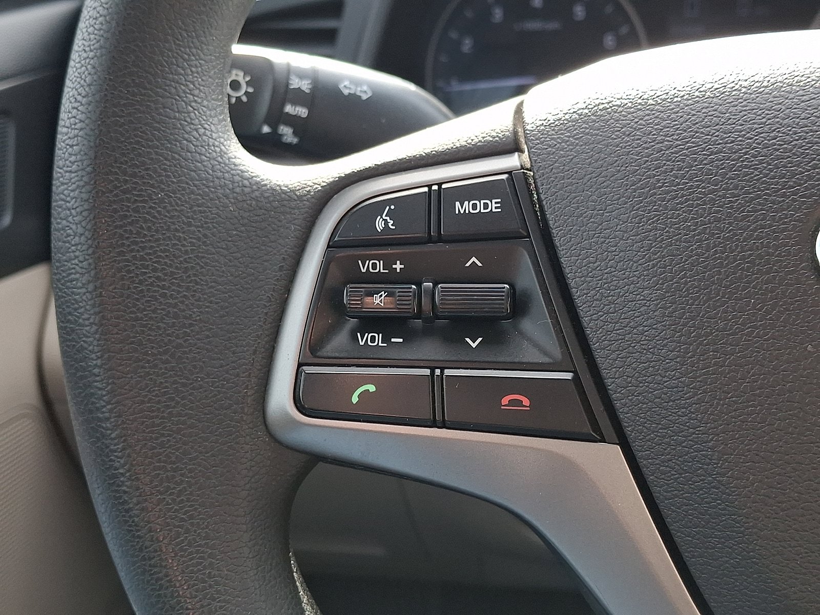 Used 2017 Hyundai Elantra SE FWD image 22