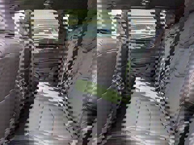 New 2026 Cadillac XT5 Luxury image 12