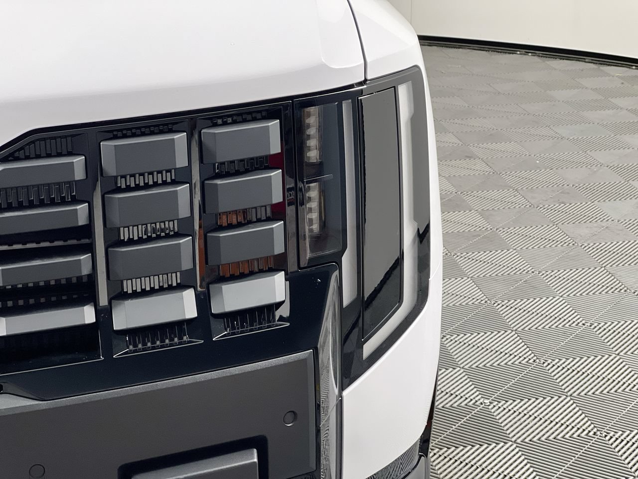 New 2027 Kia Telluride SX FWD image 9