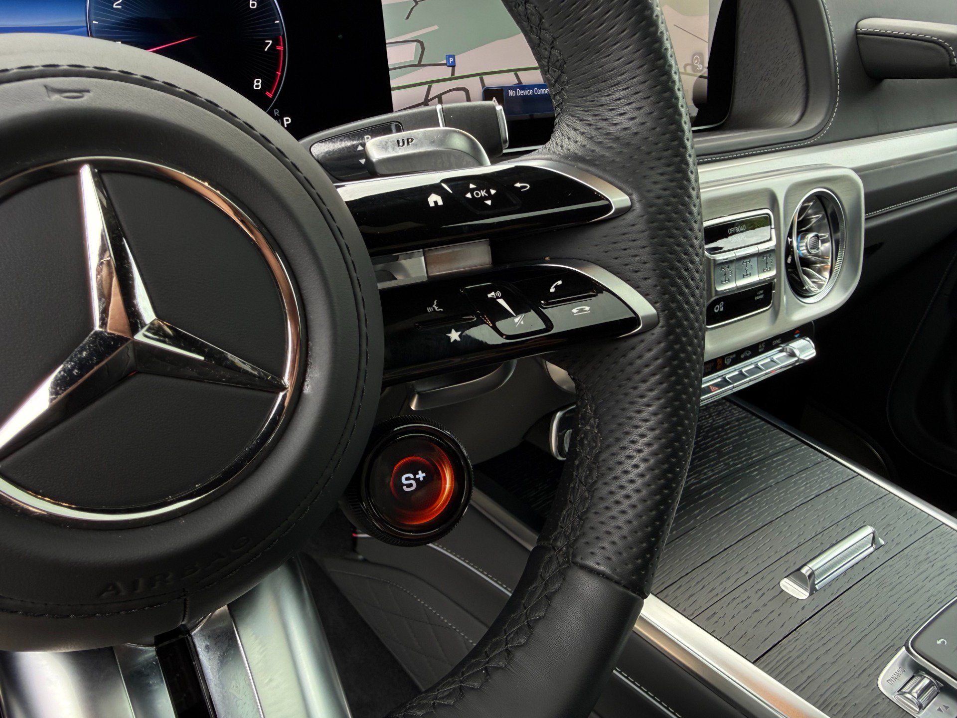 Used 2025 Mercedes-Benz G 63 AMG 4MATIC image 13