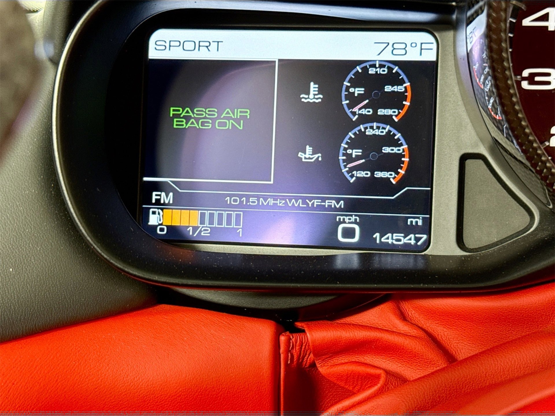 Certified 2017 Ferrari California T image 11