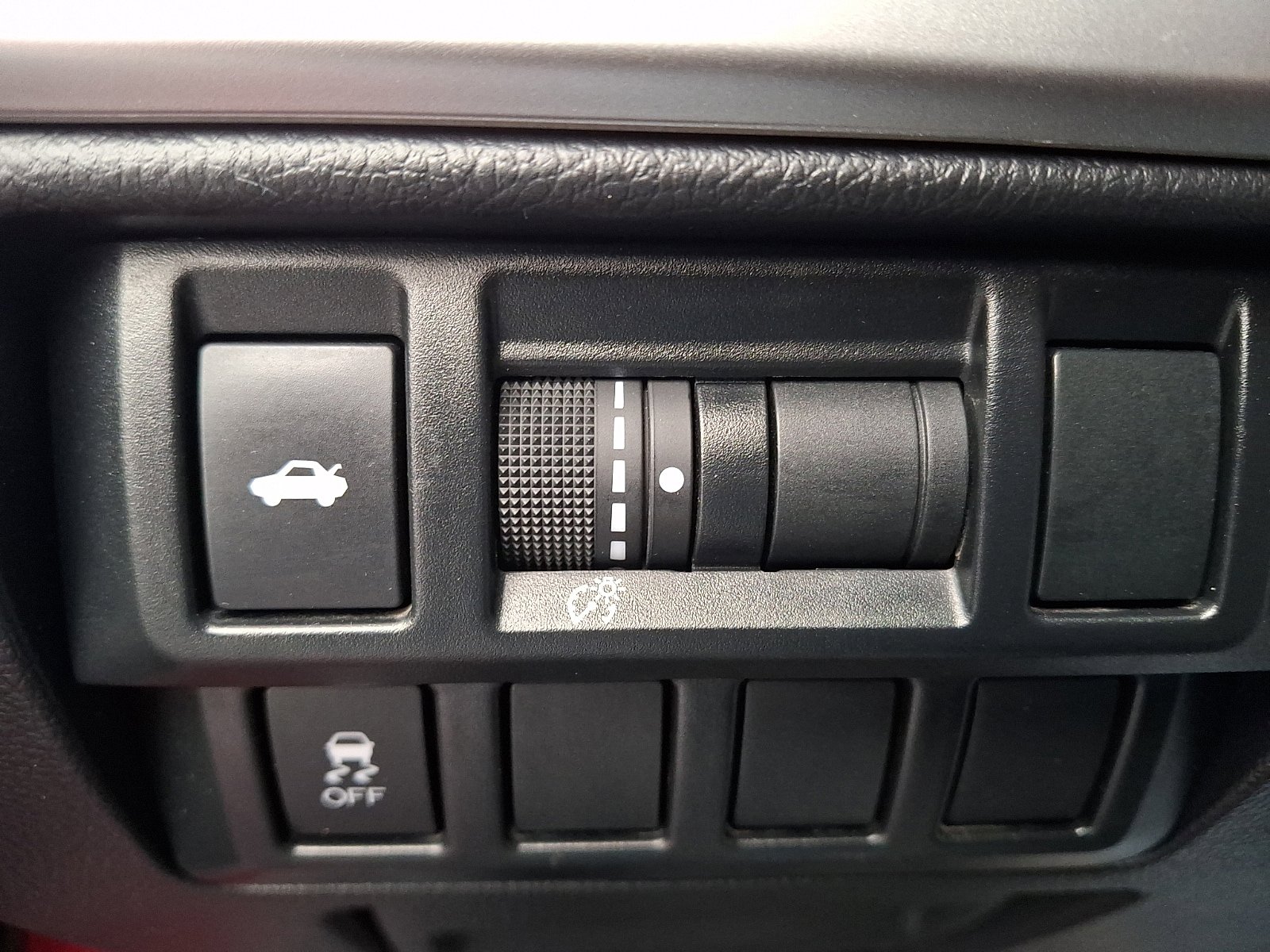 Used 2018 Subaru Legacy 2.5i w/ Alloy Wheel Package AWD/4WD image 24