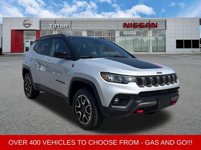 Used 2025 Jeep Compass Trailhawk