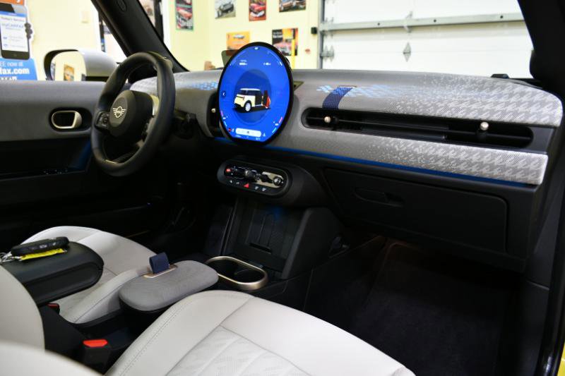 Used 2025 MINI Cooper S image 39