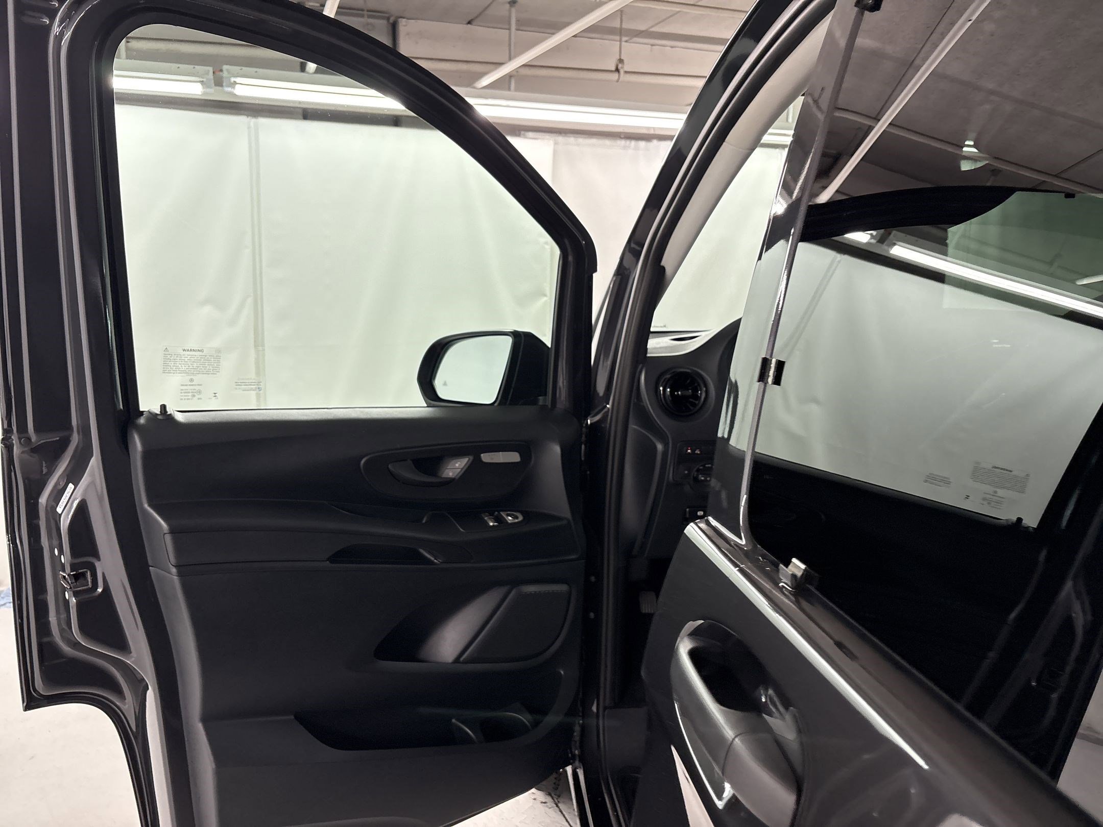 Used 2023 Mercedes-Benz Metris Passenger image 19