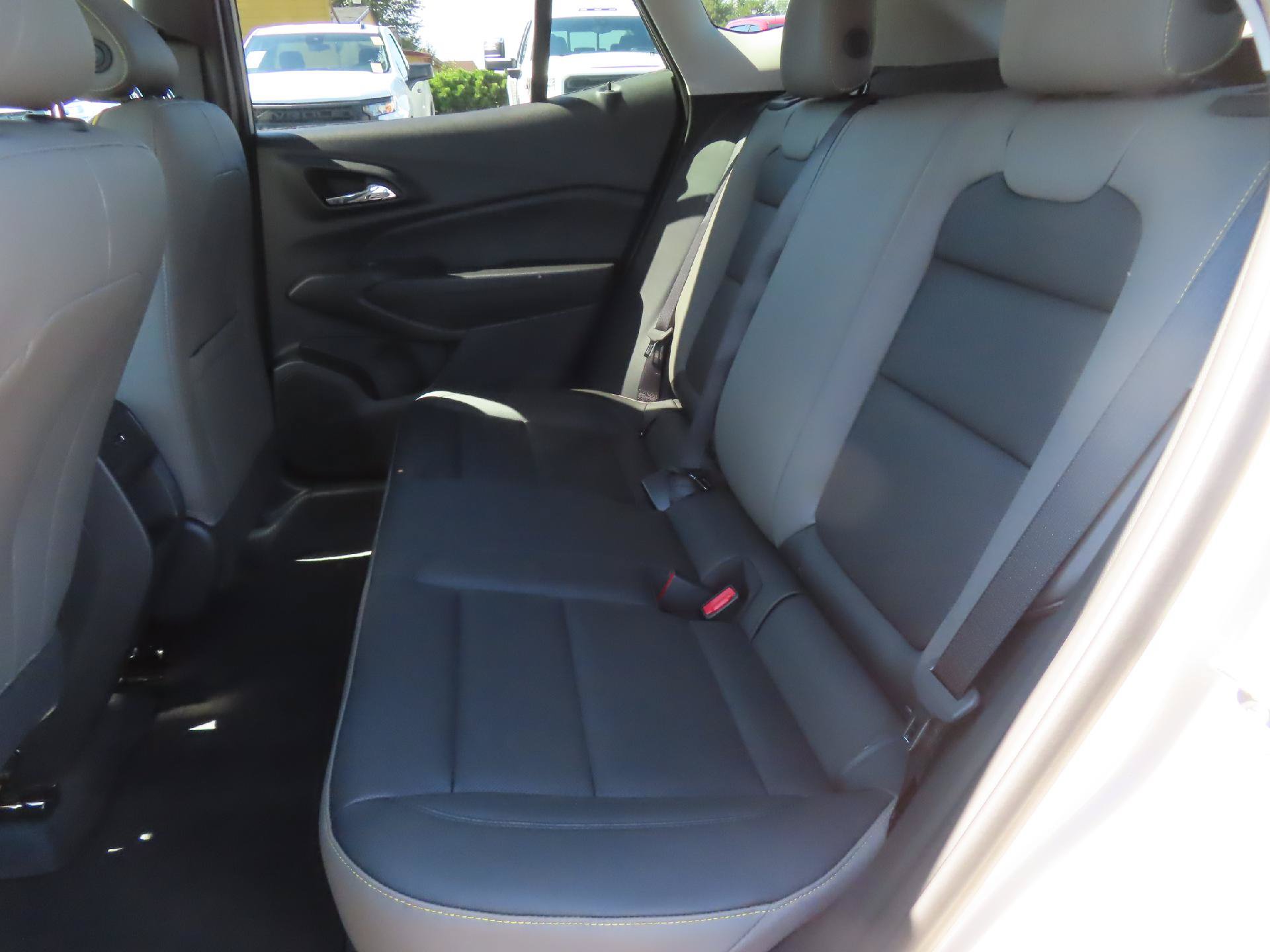 New 2026 Chevrolet Trax ACTIV w/ Driver Confidence Package FWD image 40