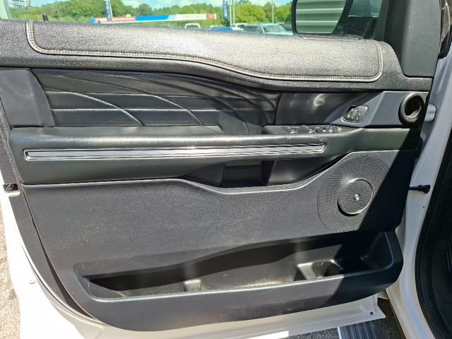 Used 2019 Ford Expedition Platinum AWD/4WD image 11