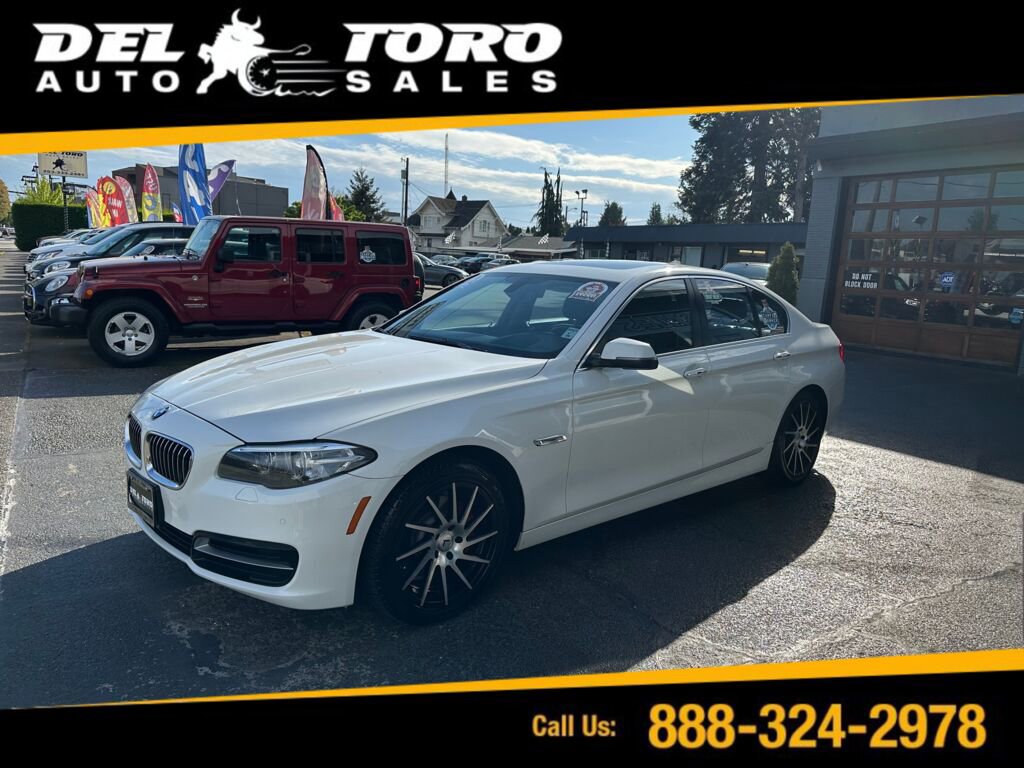 Used 2014 BMW 528i xDrive Sedan AWD/4WD image 1