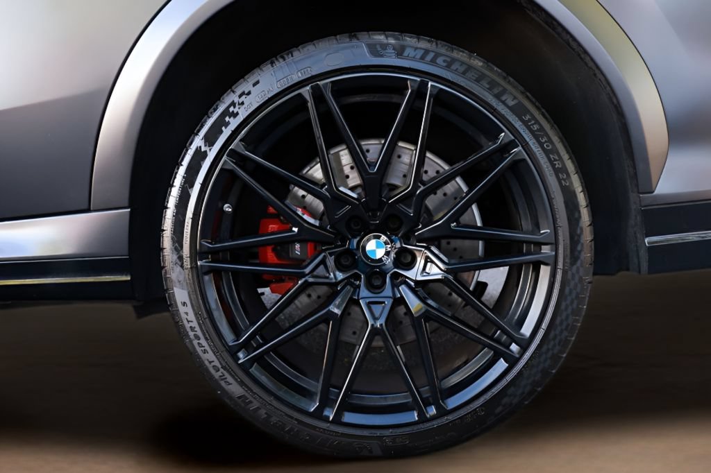 Used 2021 BMW X6 M w/ Competition Package AWD/4WD image 10