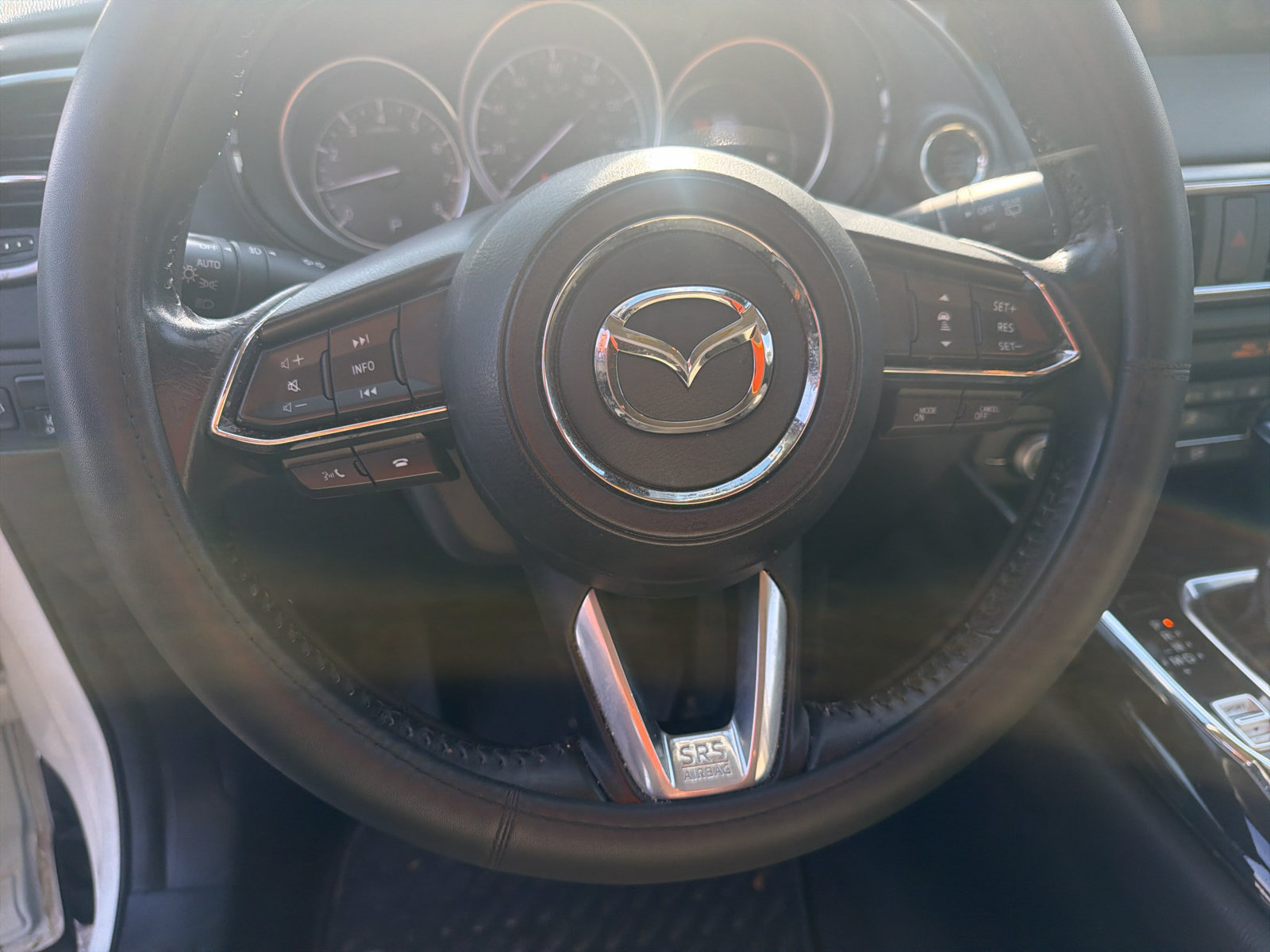 Used 2021 MAZDA CX-9 Touring w/ Touring Premium Package FWD image 18