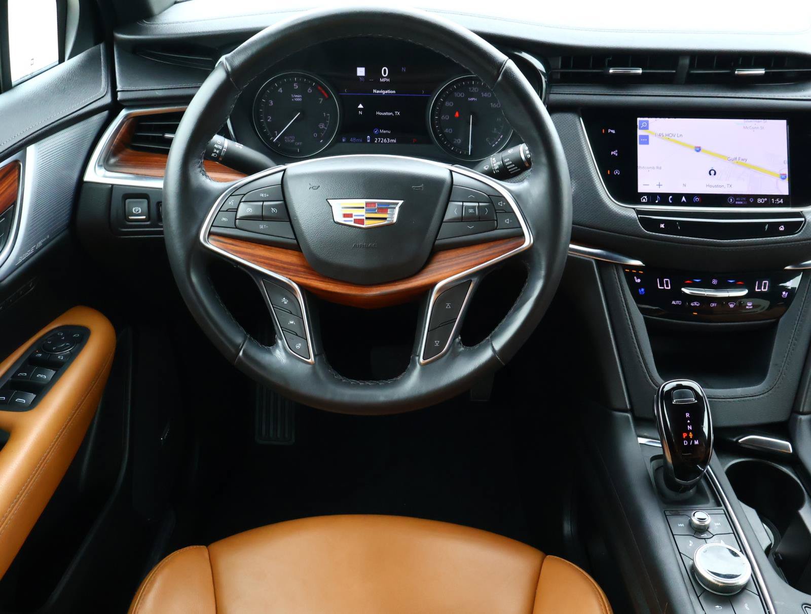 Used 2024 Cadillac XT5 Premium Luxury w/ Technology Package FWD image 9