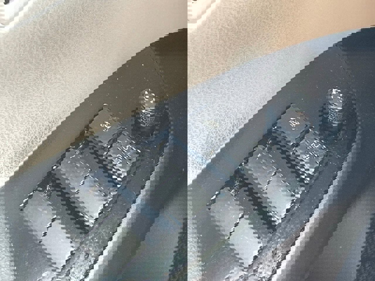 Used 2020 Toyota Prius Prime XLE image 10