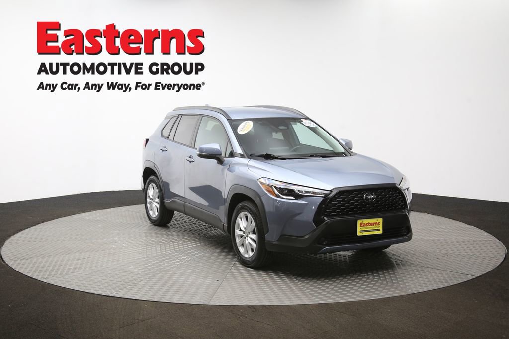 Used 2024 Toyota Corolla Cross LE image 47