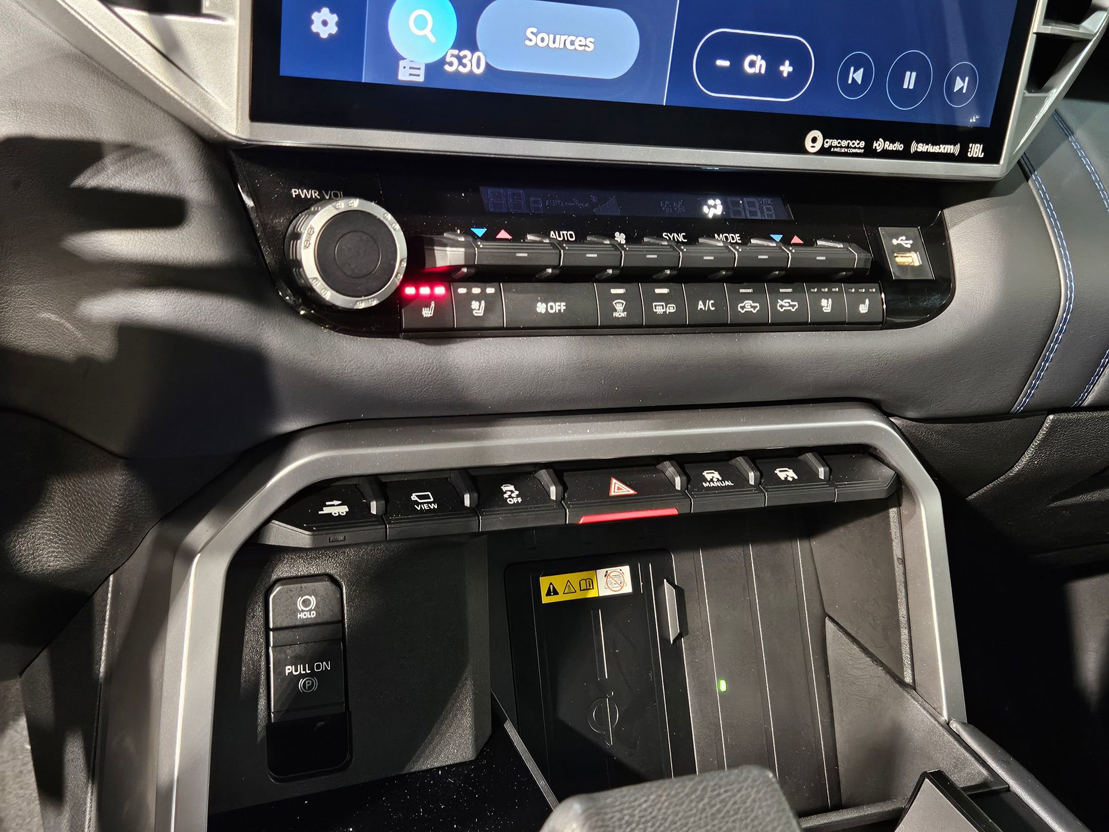 Used 2022 Toyota Tundra Platinum image 32