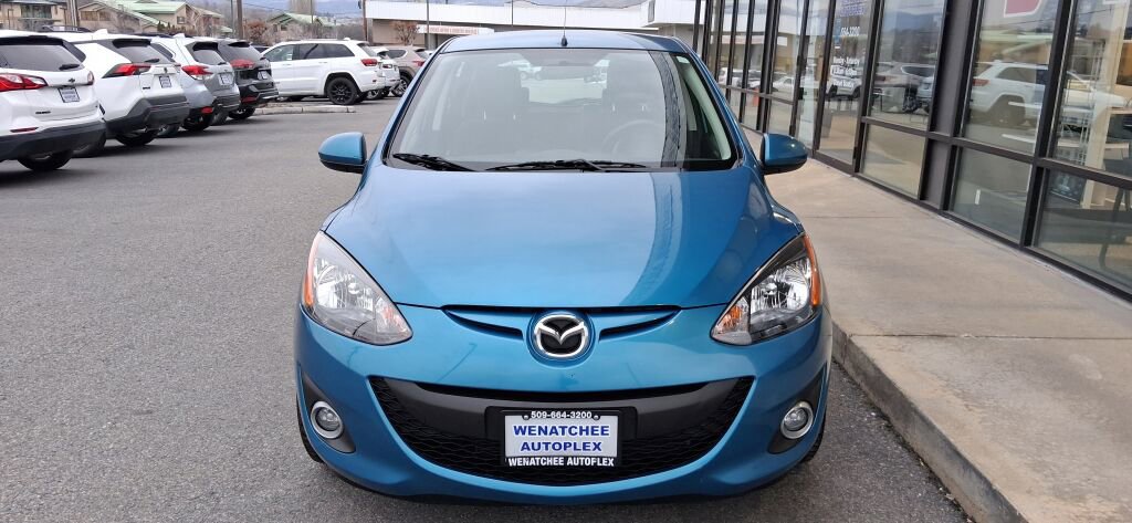 Used 2011 MAZDA MAZDA2 Touring FWD image 4