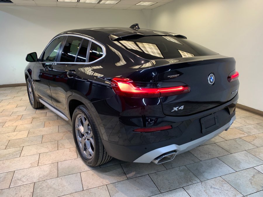 Used 2025 BMW X4 xDrive30i w/ Premium Package AWD/4WD image 7