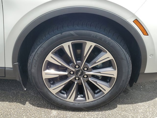 Used 2020 Lincoln Corsair Reserve w/ Equipment Group 201A image 8