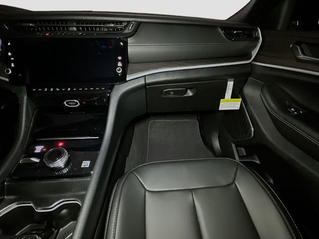 New 2026 Jeep Grand Cherokee Limited image 26