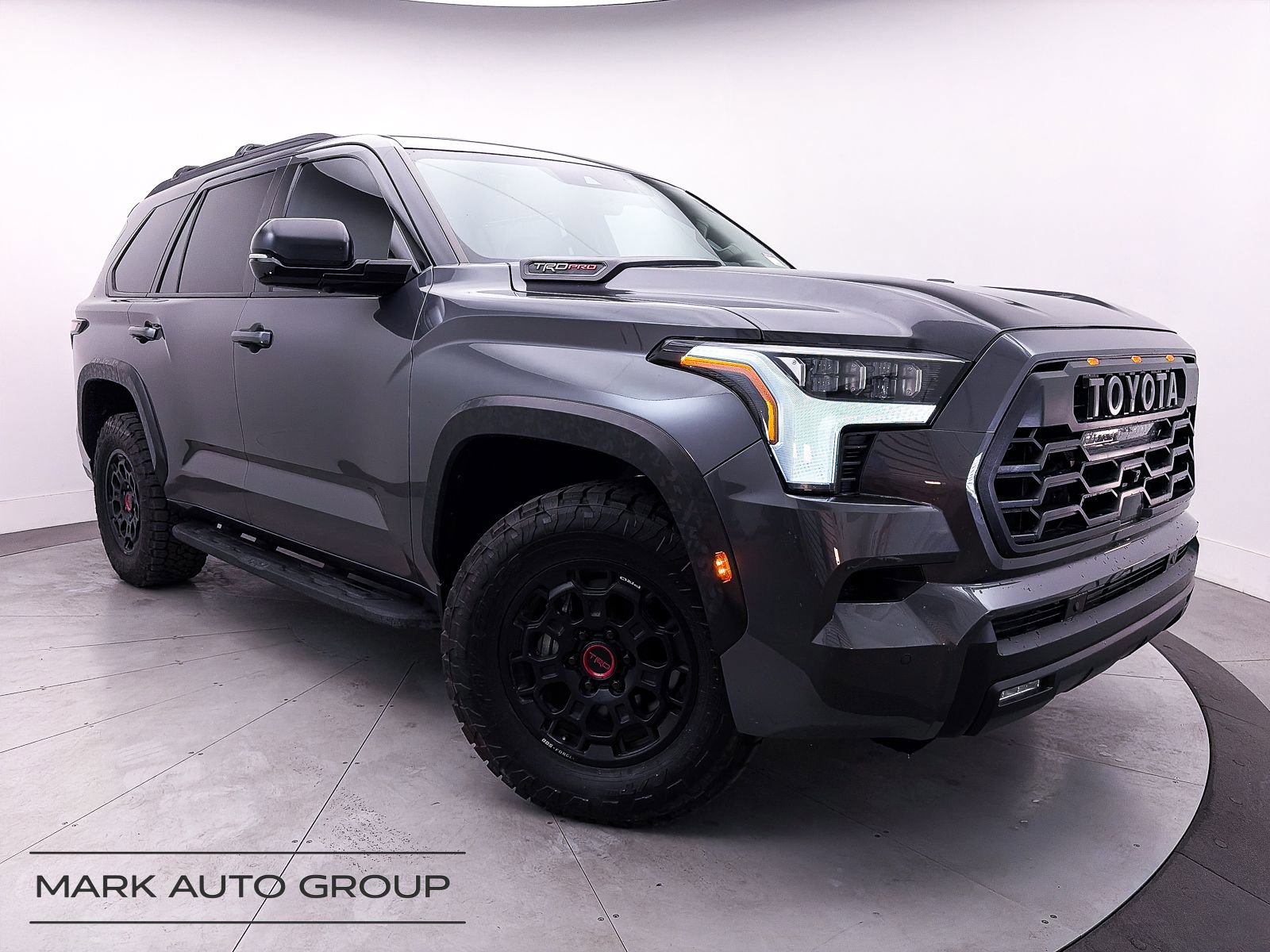 Used 2023 Toyota Sequoia TRD Pro AWD/4WD image 1