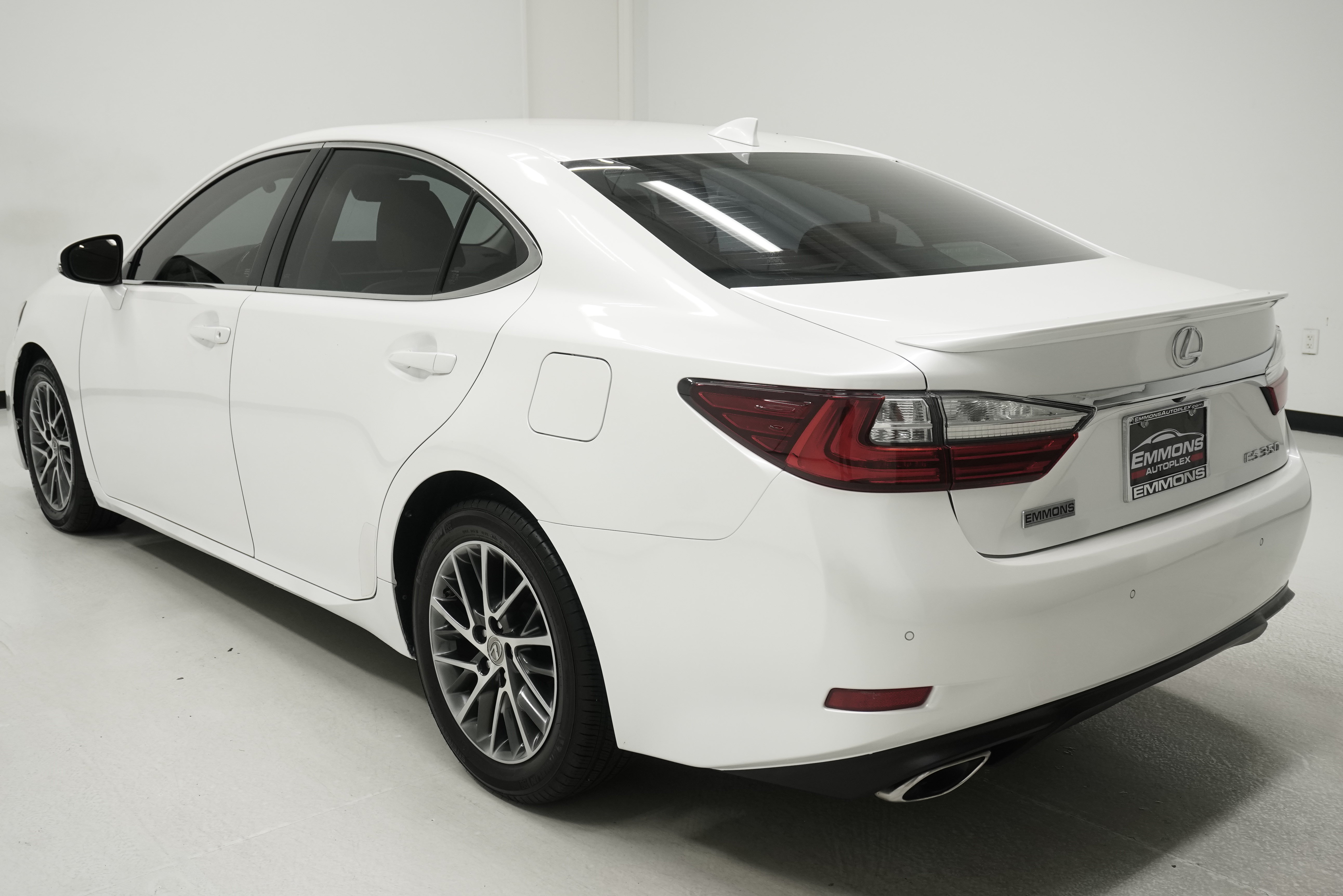 Used 2018 Lexus ES 350 w/ Luxury Package w/Wood Trim FWD image 6