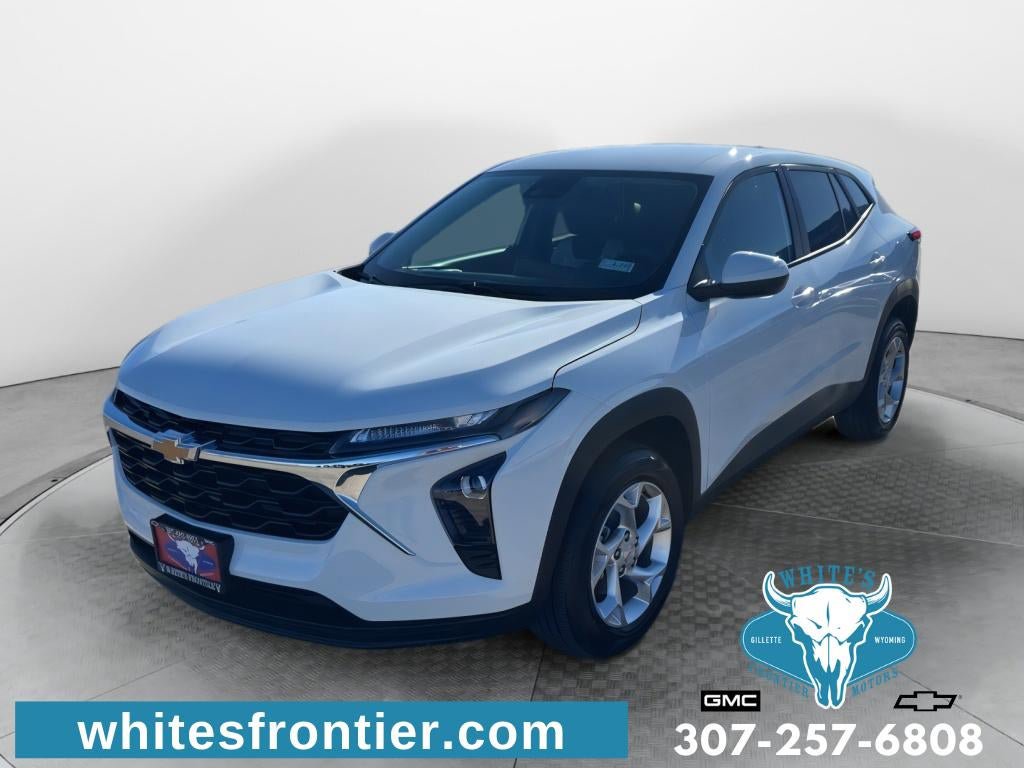 New 2026 Chevrolet Trax LS w/ LS Convenience Package FWD image 1