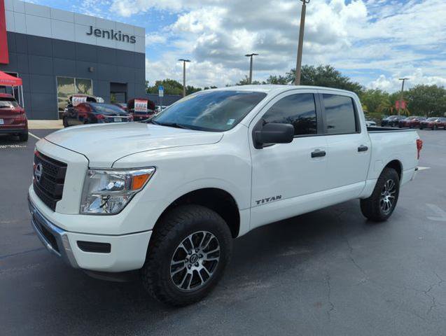 Certified 2023 Nissan Titan SV RWD image 14