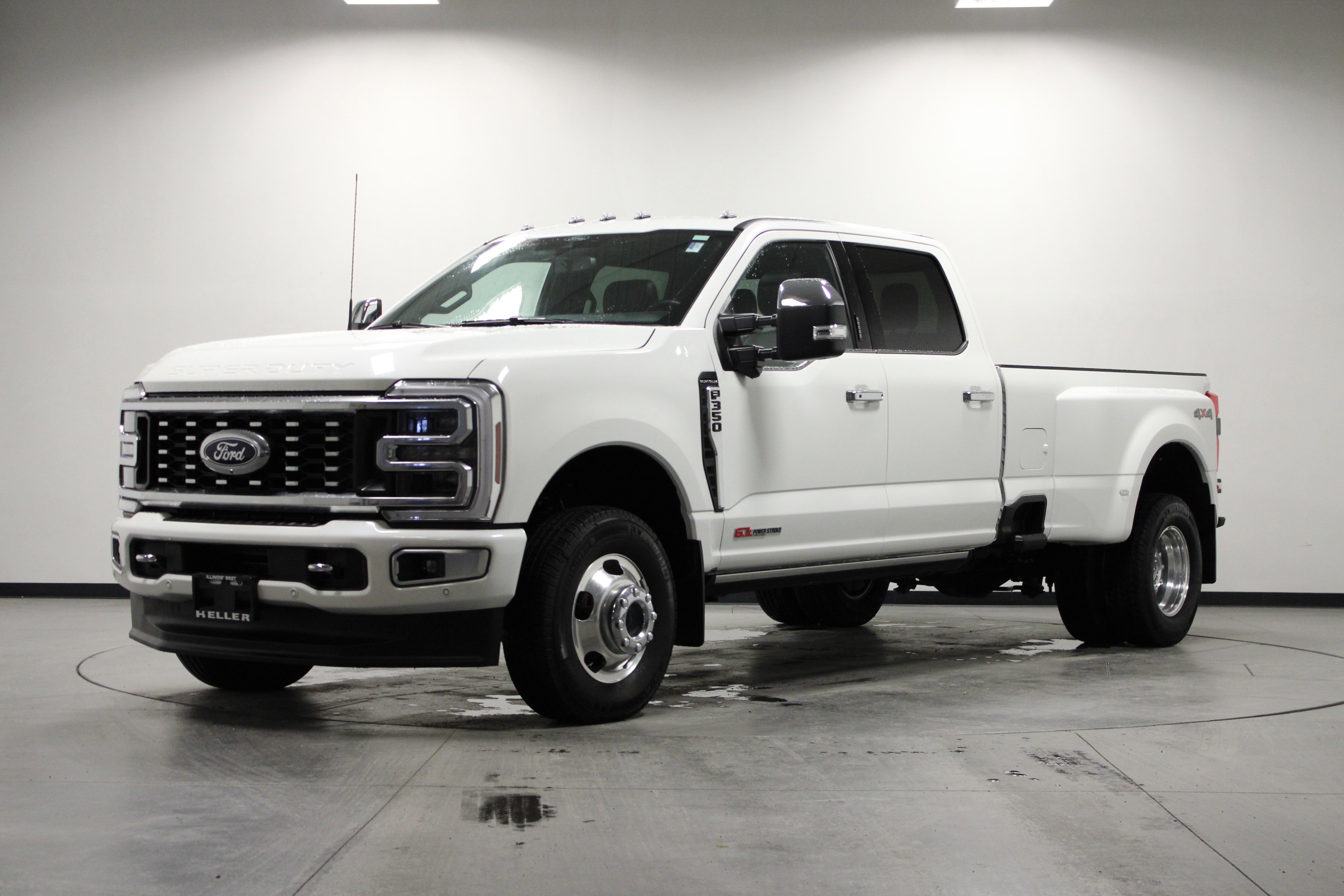 Used 2024 Ford F350 Platinum image 8