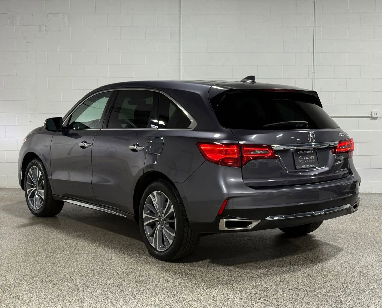 Used 2017 Acura MDX SH-AWD w/ Technology Package image 6