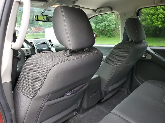 Used 2018 Nissan Frontier PRO-4X AWD/4WD image 26