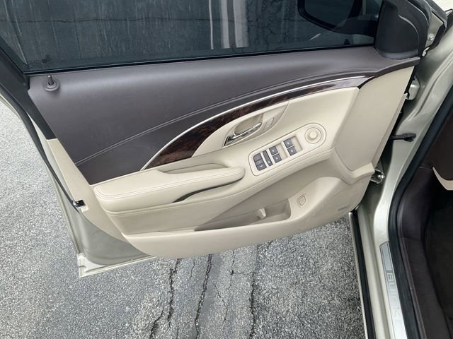 Used 2016 Buick LaCrosse Leather w/ Experience Buick Package FWD image 25