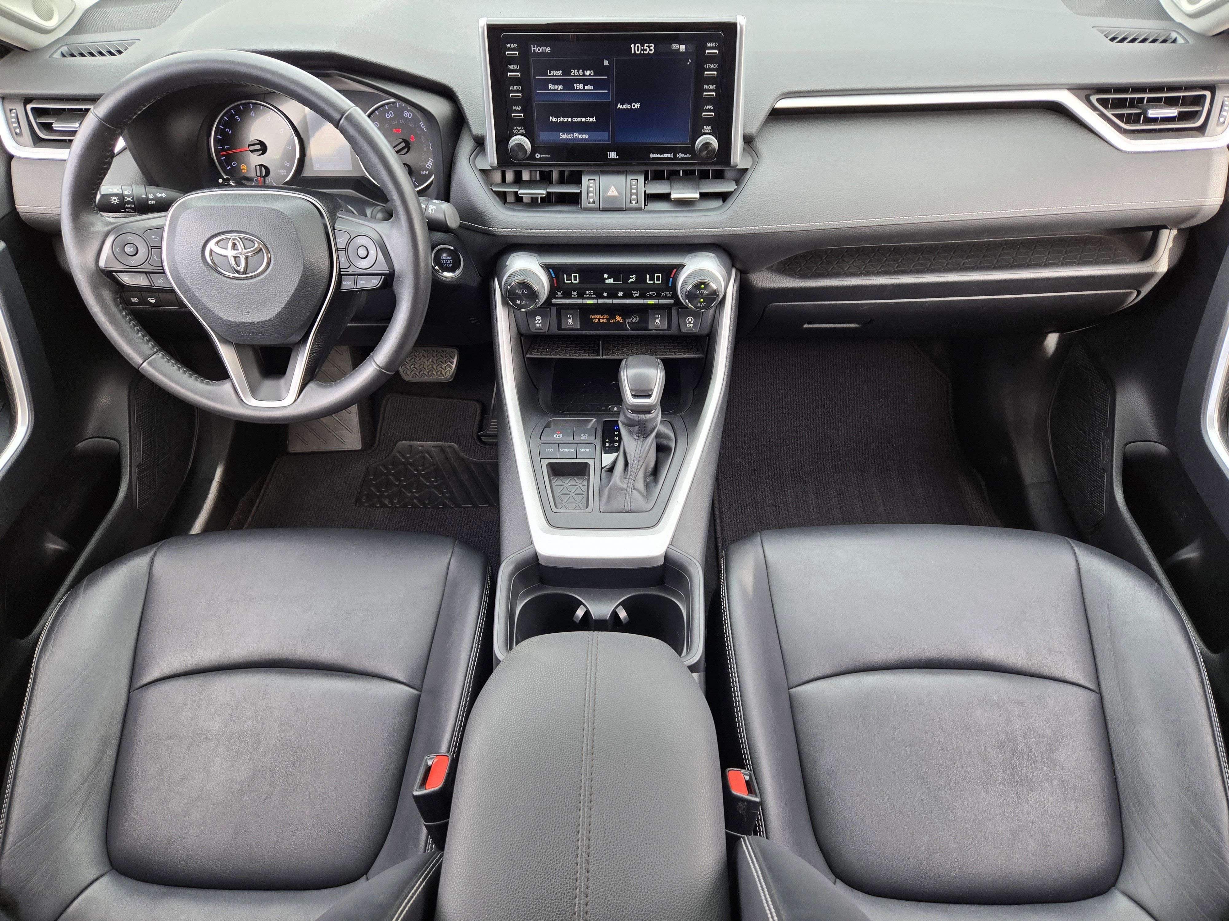 Used 2020 Toyota RAV4 XLE Premium image 31