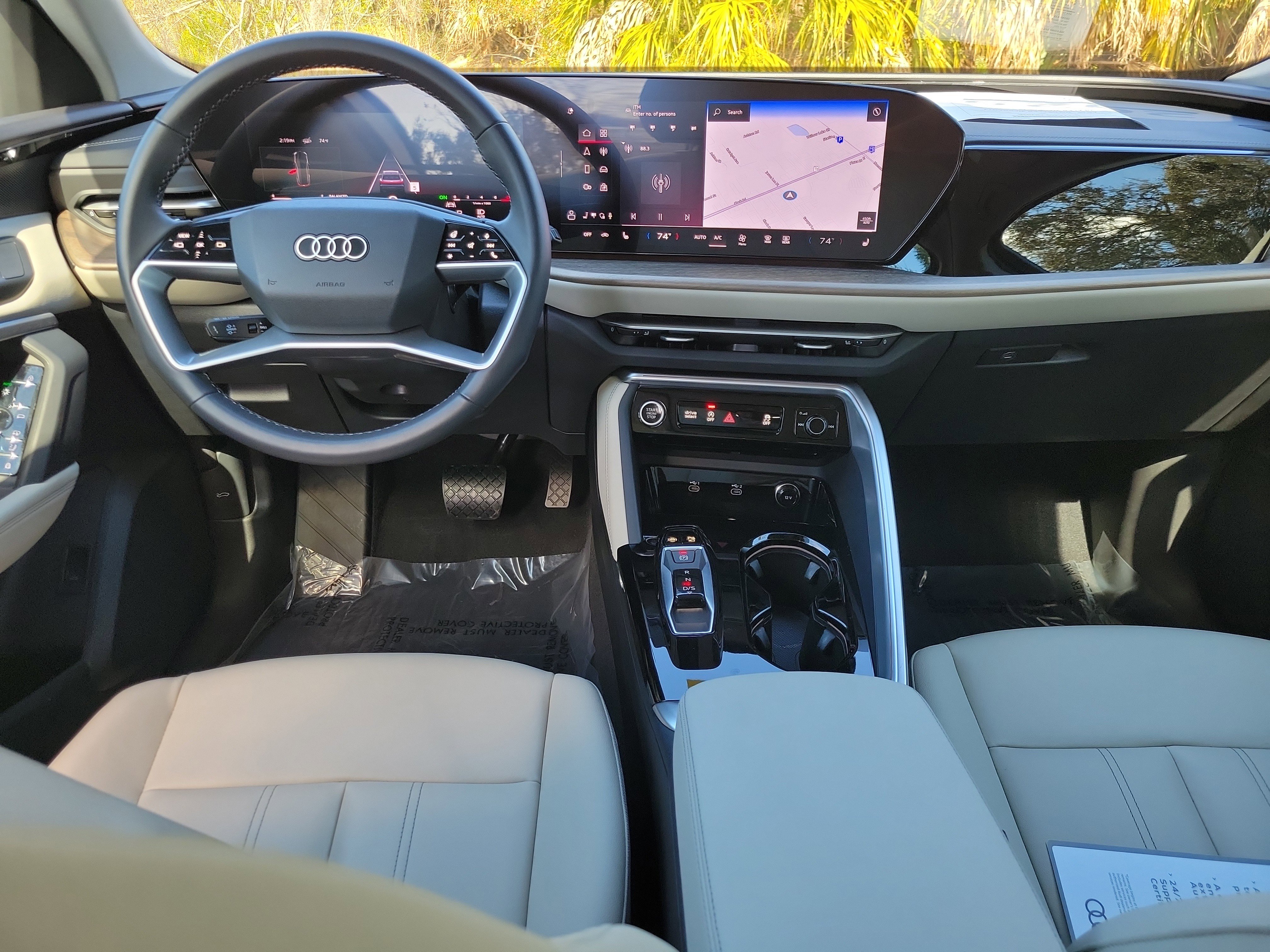 Used 2025 Audi Q5 Premium w/ Convenience Package image 13