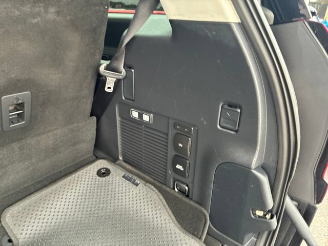 Used 2025 Ford Expedition Active AWD/4WD image 55