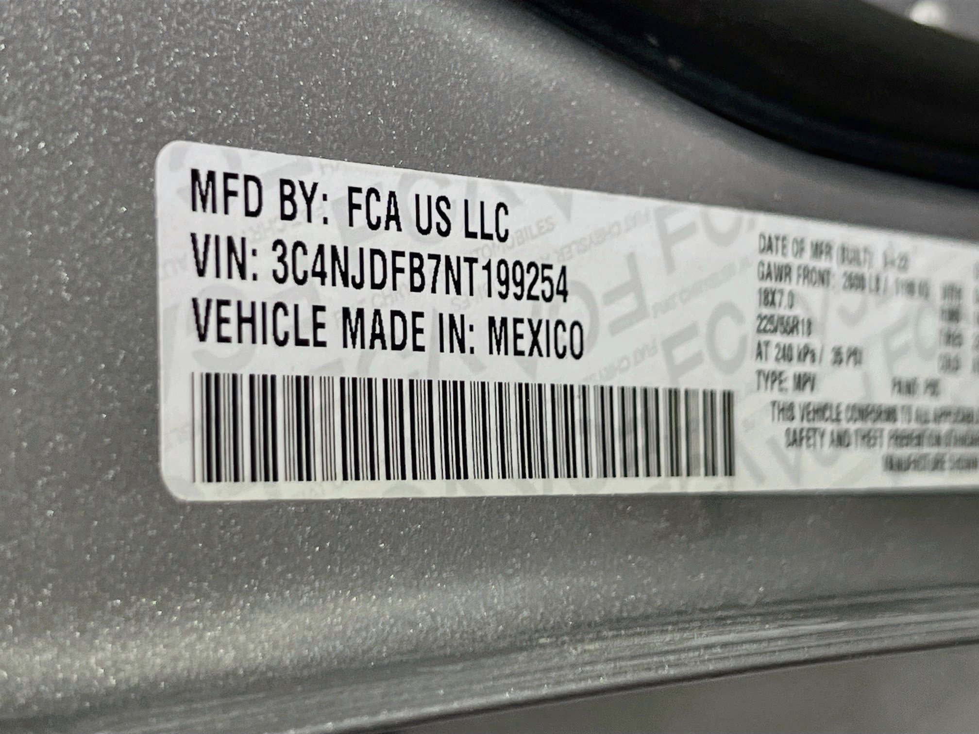 Used 2022 Jeep Compass Latitude w/ Sun and Sound Group AWD/4WD image 30