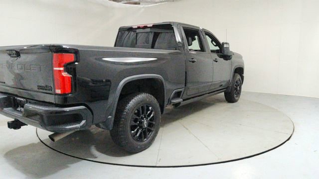 Used 2025 Chevrolet Silverado 2500 High Country w/ Midnight Edition image 5