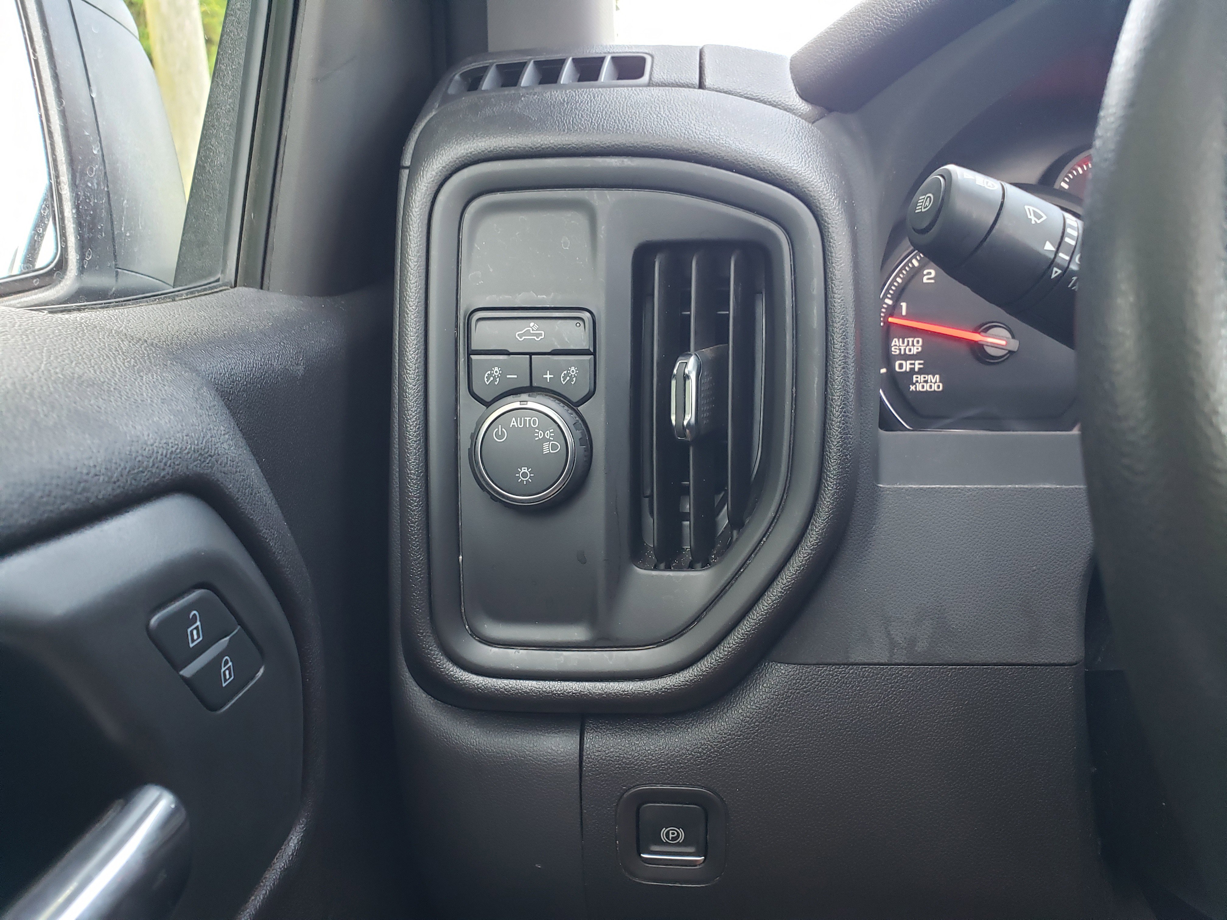 Used 2024 Chevrolet Silverado 1500 W/T w/ WT Fleet Convenience Package image 6