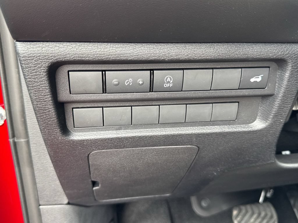 New 2026 Mitsubishi Outlander AWD image 19