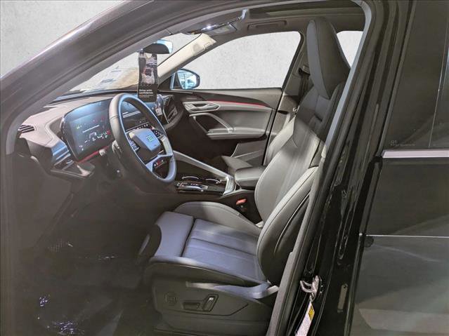 New 2025 Audi Q5 Premium Plus w/ Premium Plus image 4
