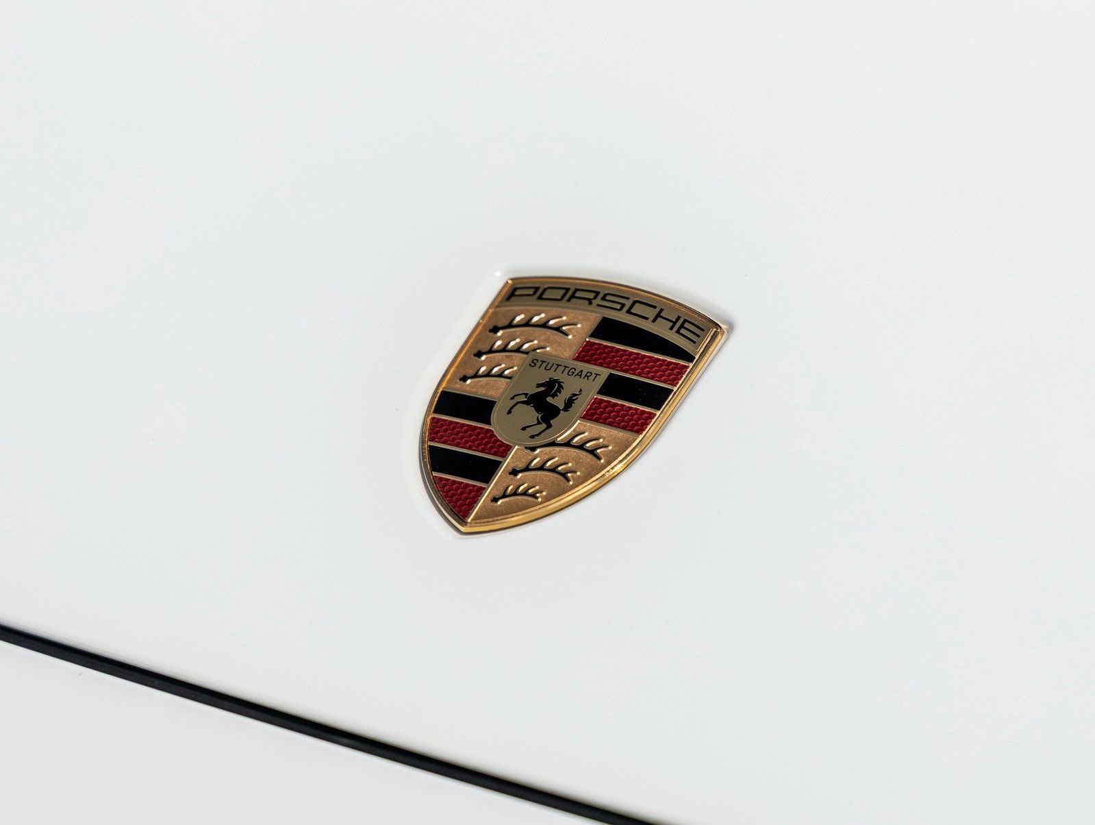 Certified 2025 Porsche Cayenne Coupe image 18